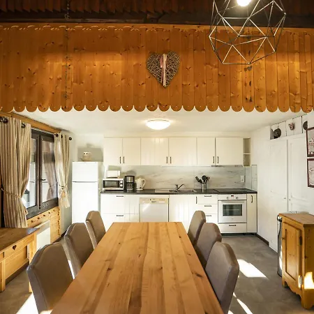 3 Pieces, 7 Pers, Centre Village, 50 M Remontees, Balcon, Parking, Wi-fi - Fr-1-676-68 *